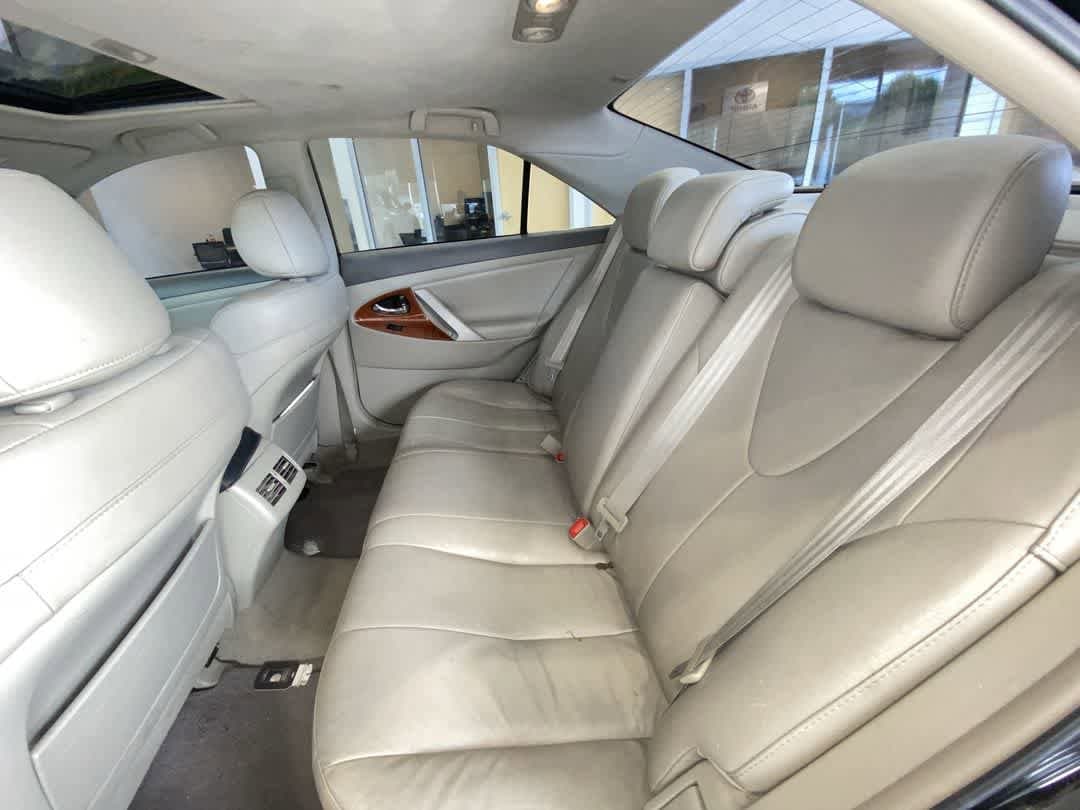 Thumbnail: 2011 Toyota Camry - 24