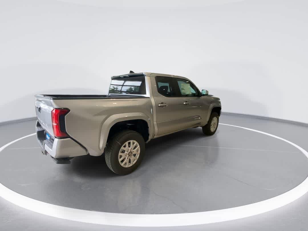 Thumbnail: 2025 Toyota Tacoma - 8