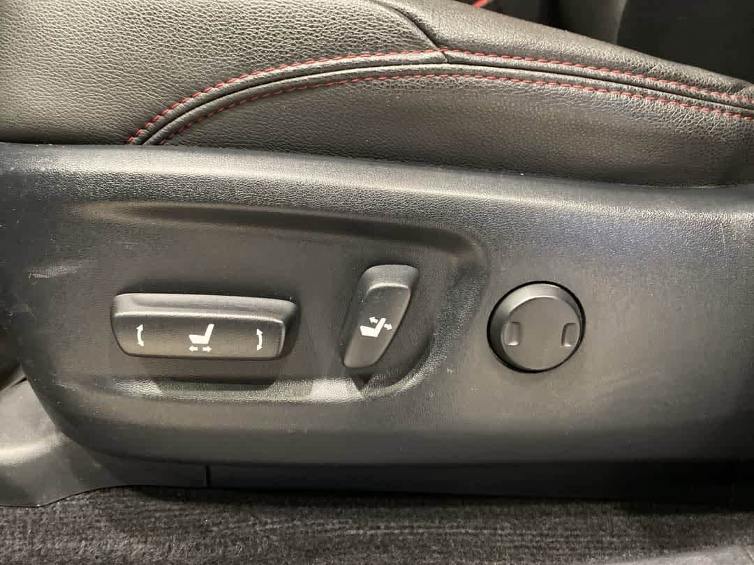 Thumbnail: 2019 Toyota 4Runner - 12