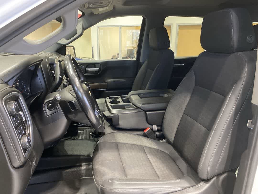 Thumbnail: 2019 Chevrolet Silverado 1500 - 12