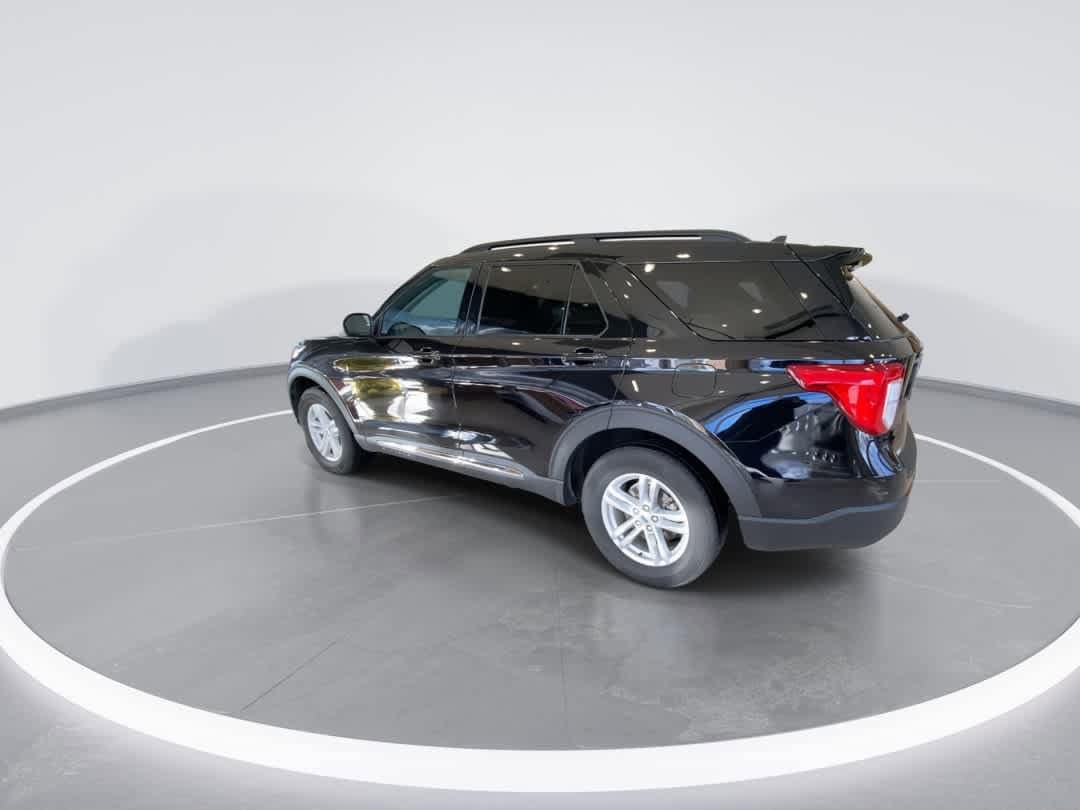 Thumbnail: 2023 Ford Explorer - 6