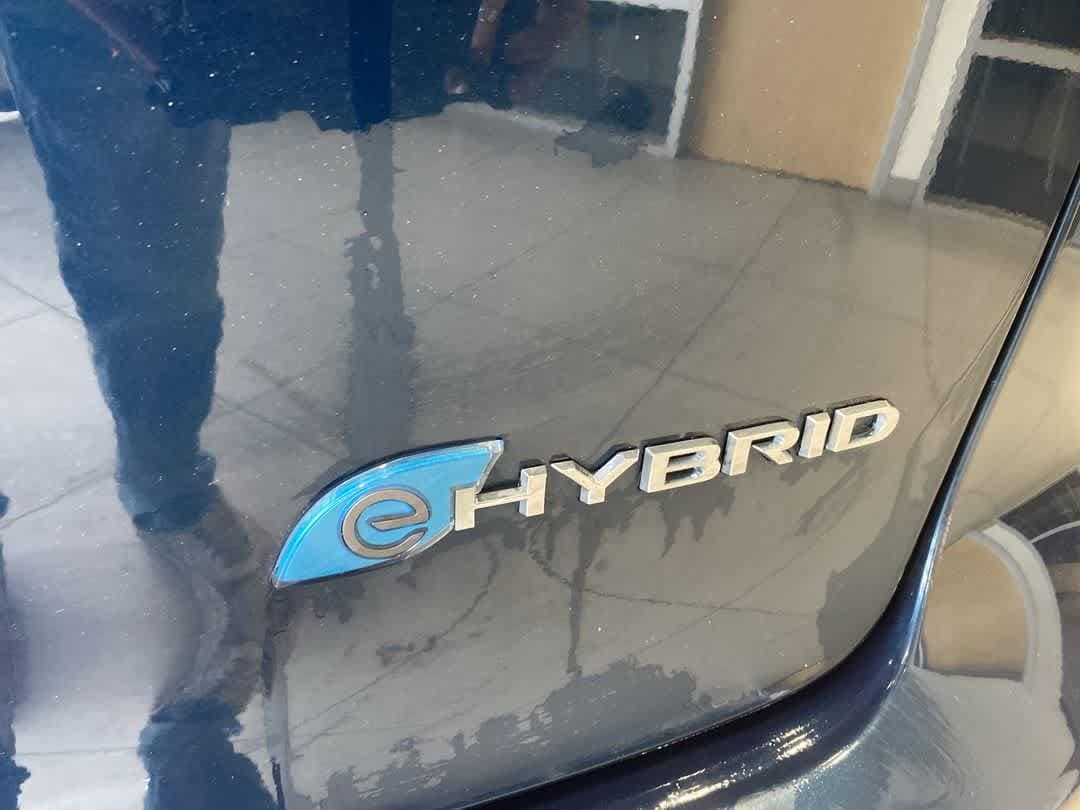 Thumbnail: 2021 Chrysler Pacifica - 11
