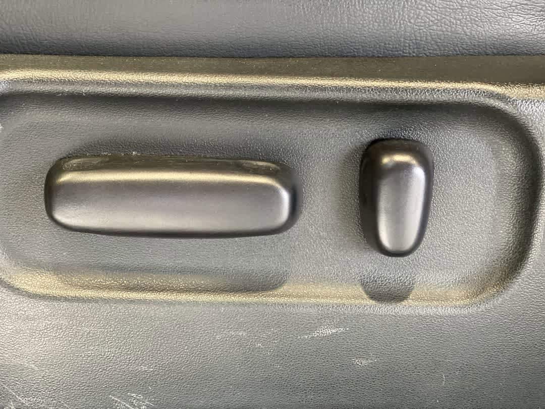 Thumbnail: 2023 Toyota Tacoma - 15