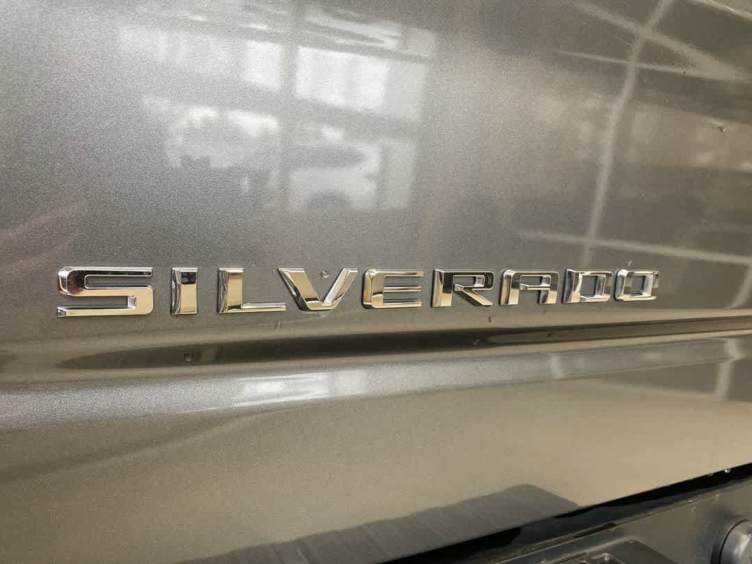 Thumbnail: 2020 Chevrolet Silverado 1500 - 11