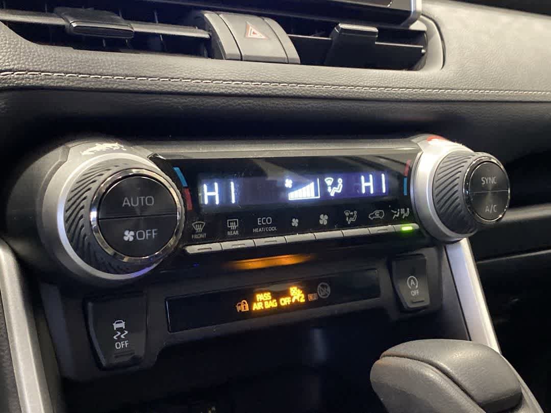 Thumbnail: 2025 Toyota RAV4 - 18