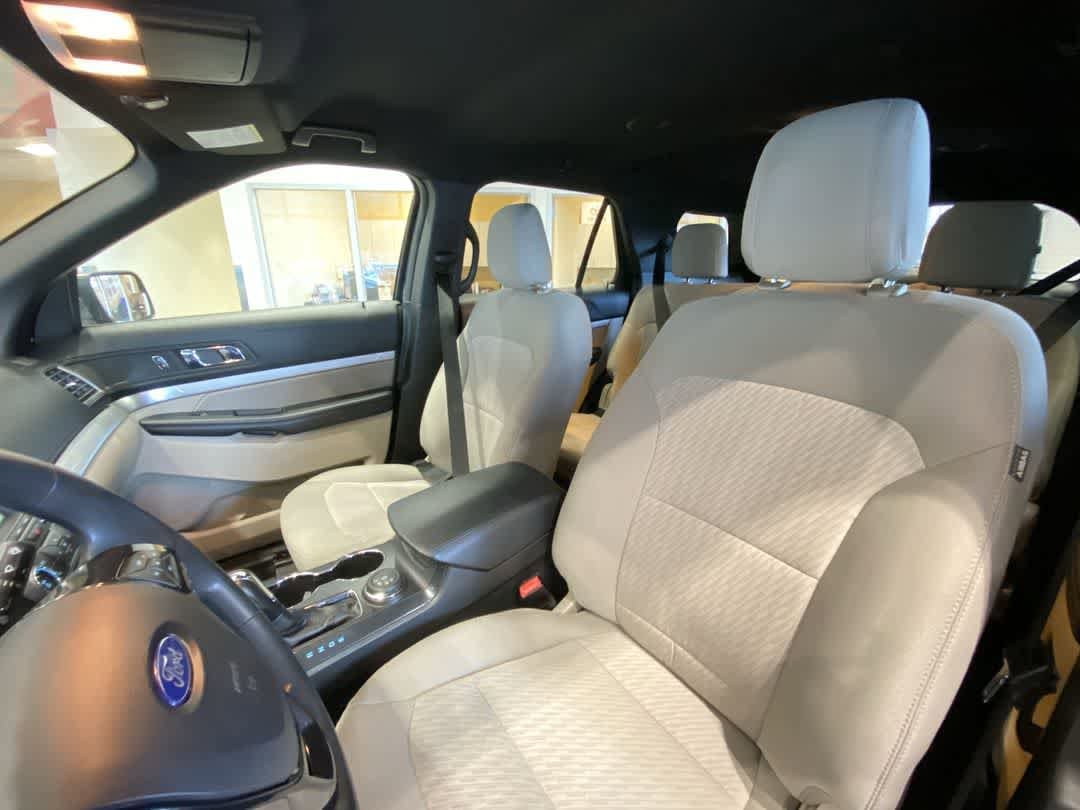 Thumbnail: 2018 Ford Explorer - 13