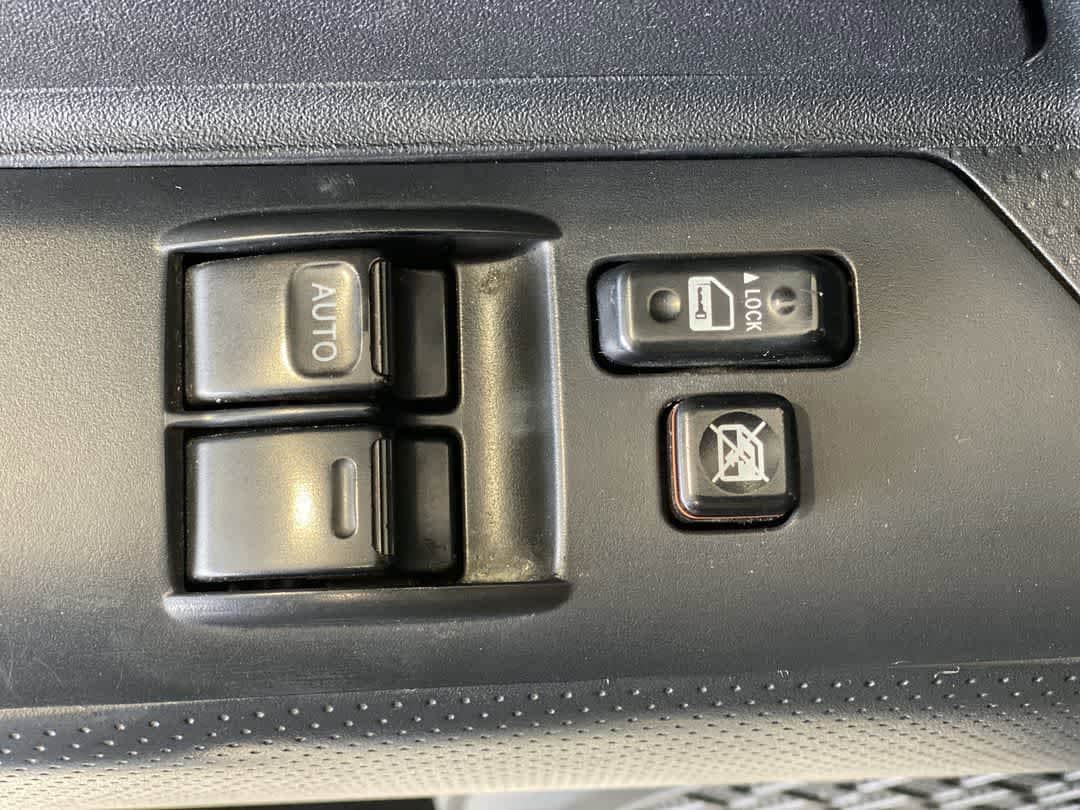 Thumbnail: 2008 Toyota FJ Cruiser - 15