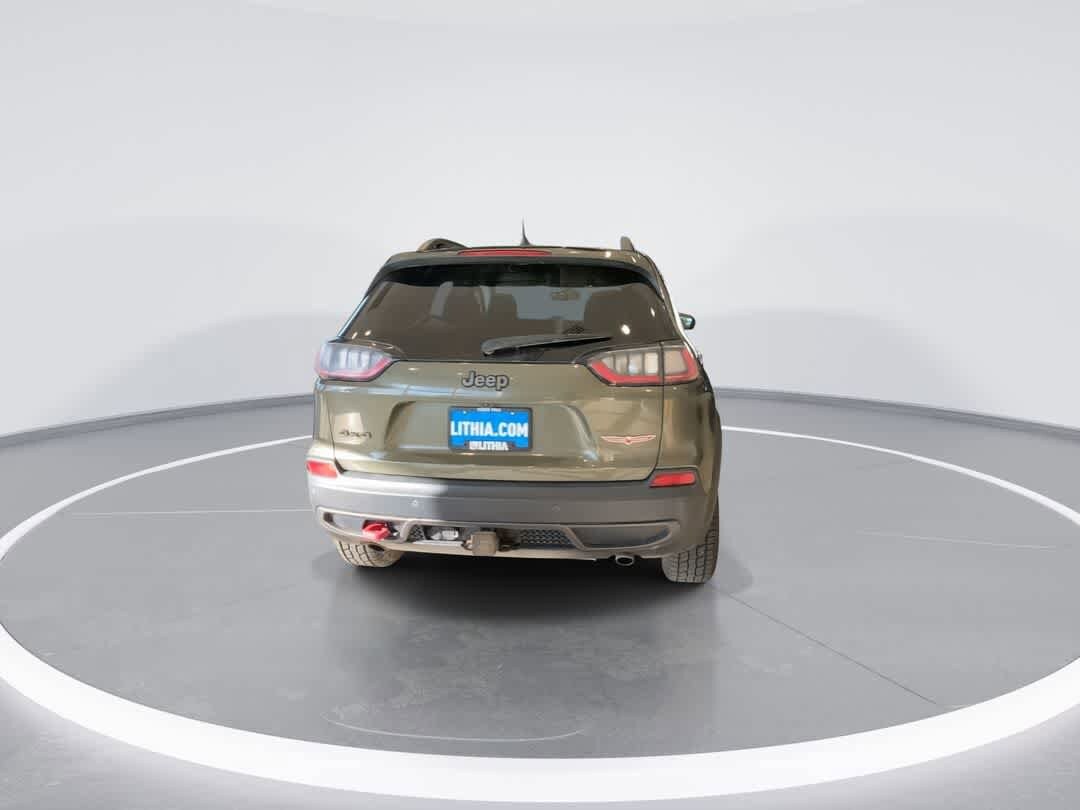Thumbnail: 2019 Jeep Cherokee - 7