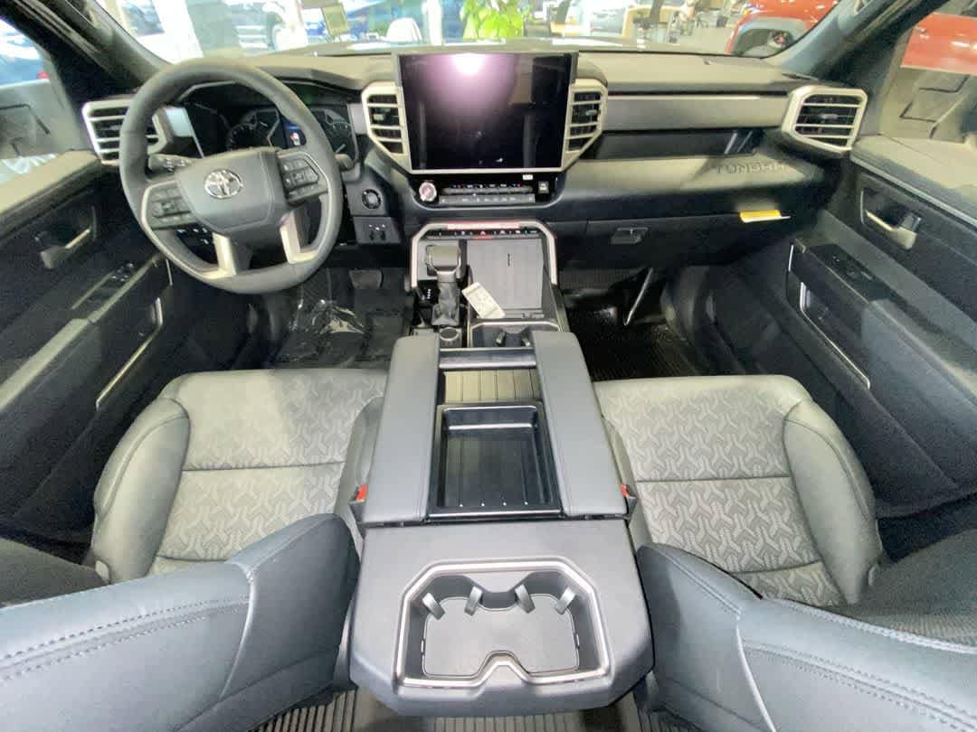 Thumbnail: 2025 Toyota Tundra - 22