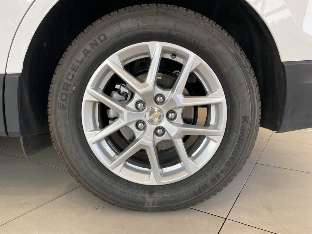 Thumbnail: 2024 Chevrolet Equinox - 13