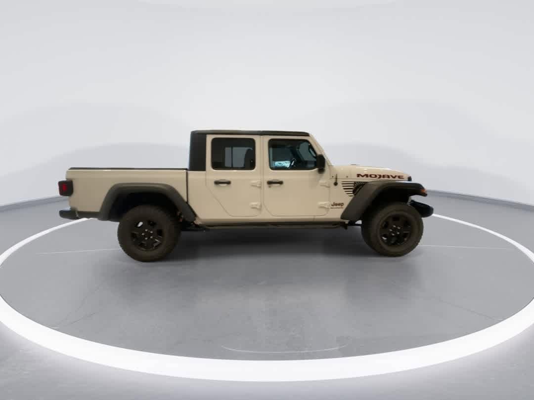 Thumbnail: 2023 Jeep Gladiator - 9