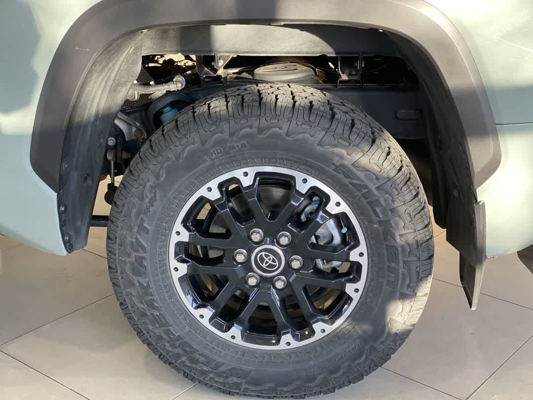 Thumbnail: 2024 Toyota Tundra - 13