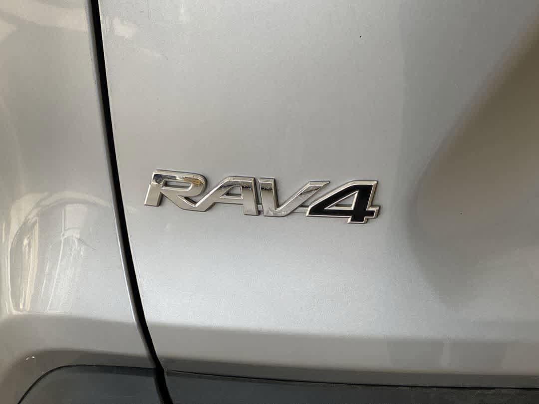 Thumbnail: 2024 Toyota RAV4 - 11
