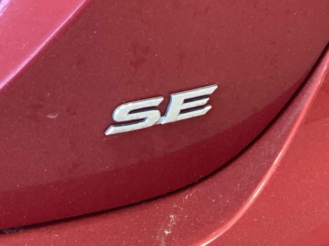 Thumbnail: 2023 Toyota Camry - 12