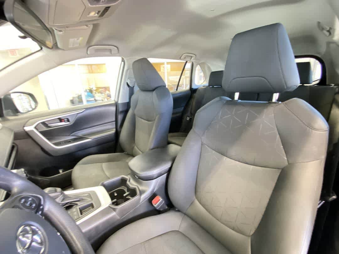 Thumbnail: 2024 Toyota RAV4 - 14