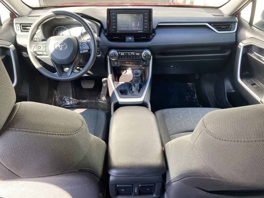 Thumbnail: 2022 Toyota RAV4 - 22