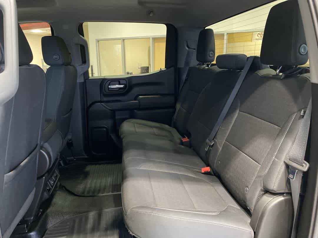 Thumbnail: 2019 Chevrolet Silverado 1500 - 22