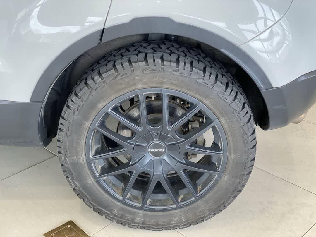 Thumbnail: 2016 Land Rover Range Rover Evoque - 13