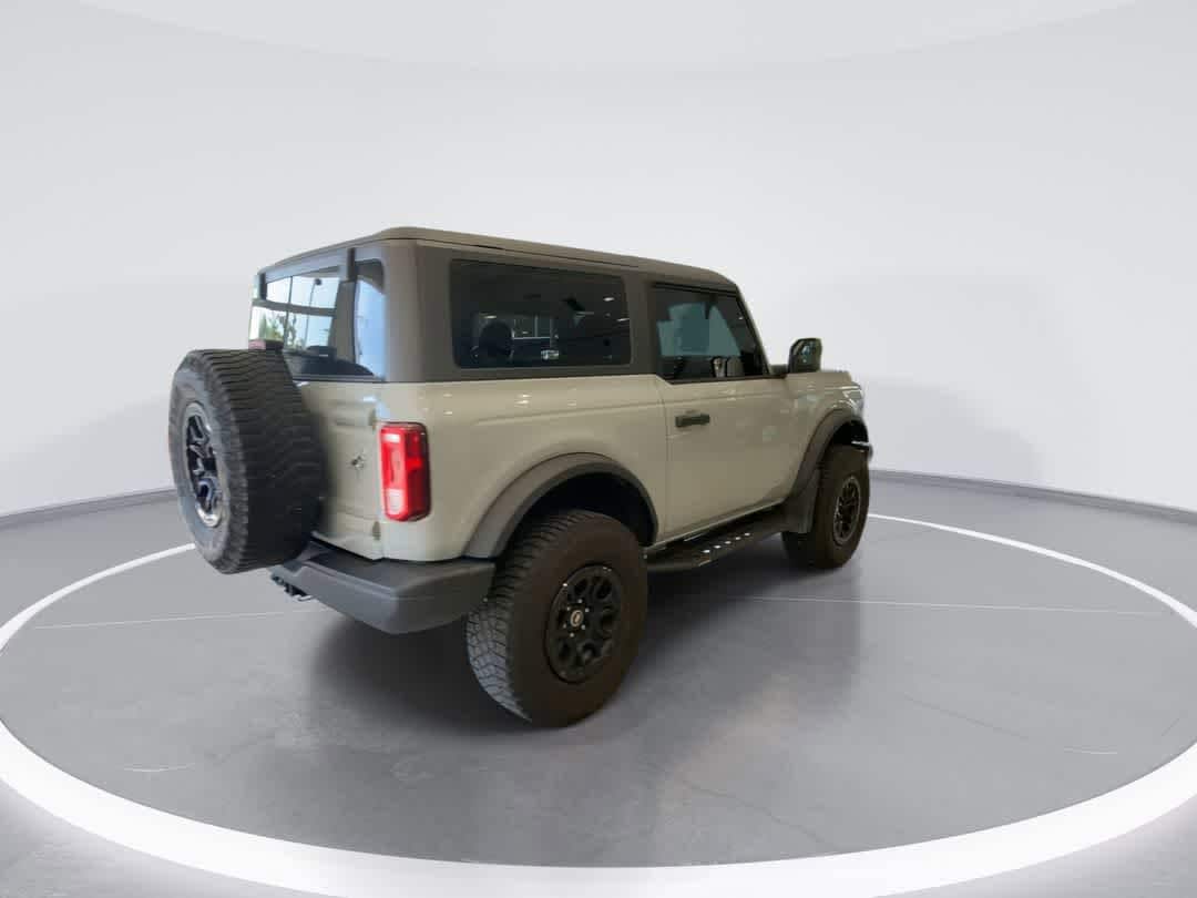 Thumbnail: 2023 Ford Bronco - 8