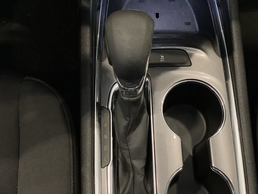 Thumbnail: 2023 Chevrolet Malibu - 22