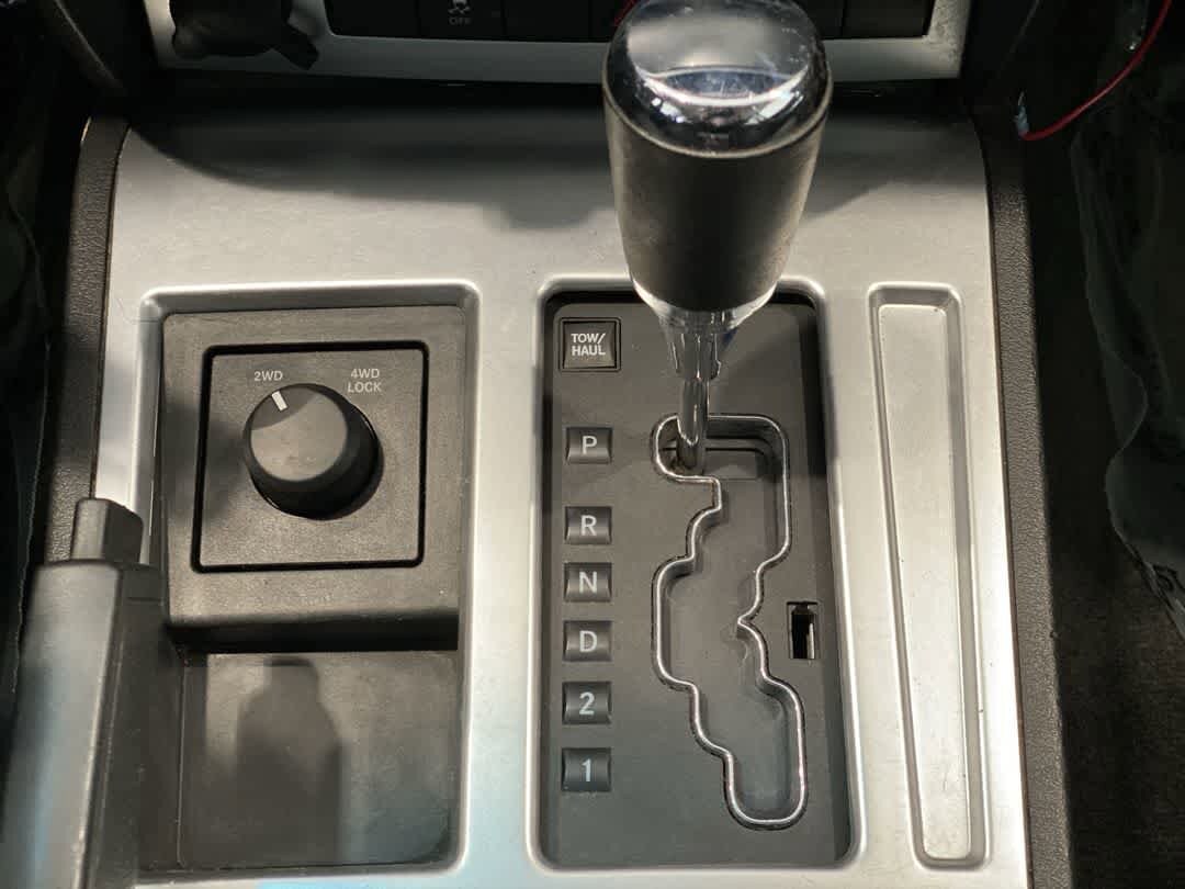 Thumbnail: 2011 Dodge Nitro - 21