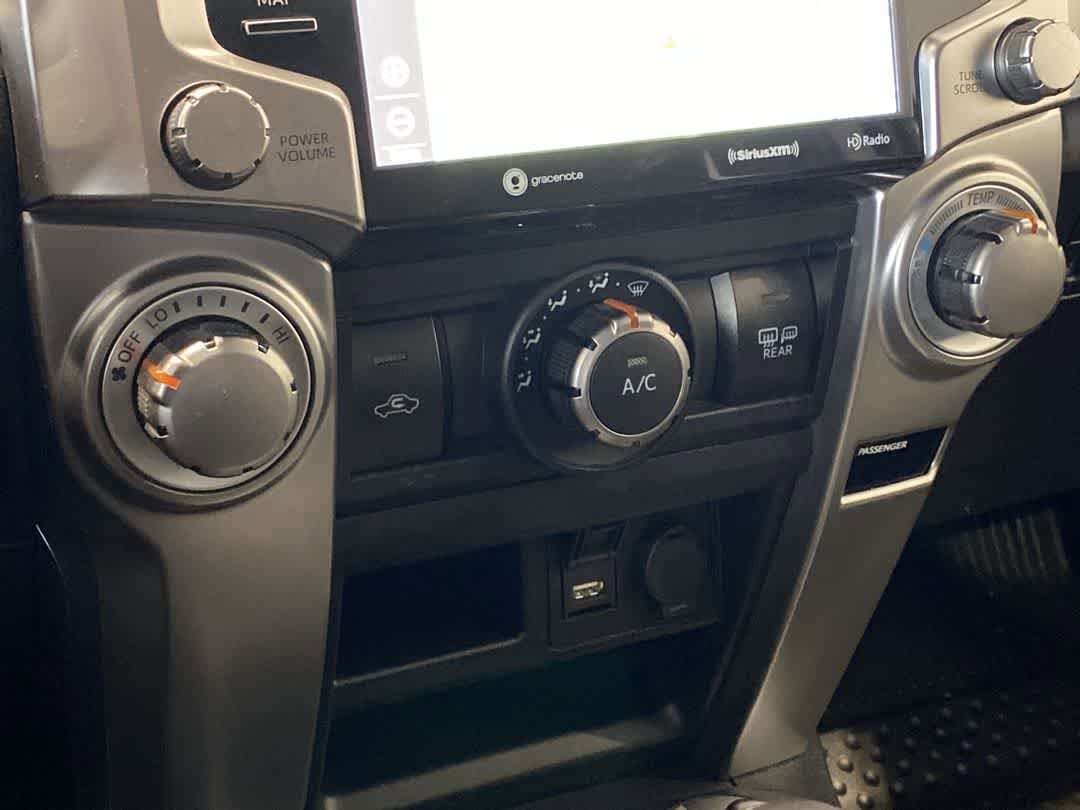 Thumbnail: 2023 Toyota 4Runner - 19