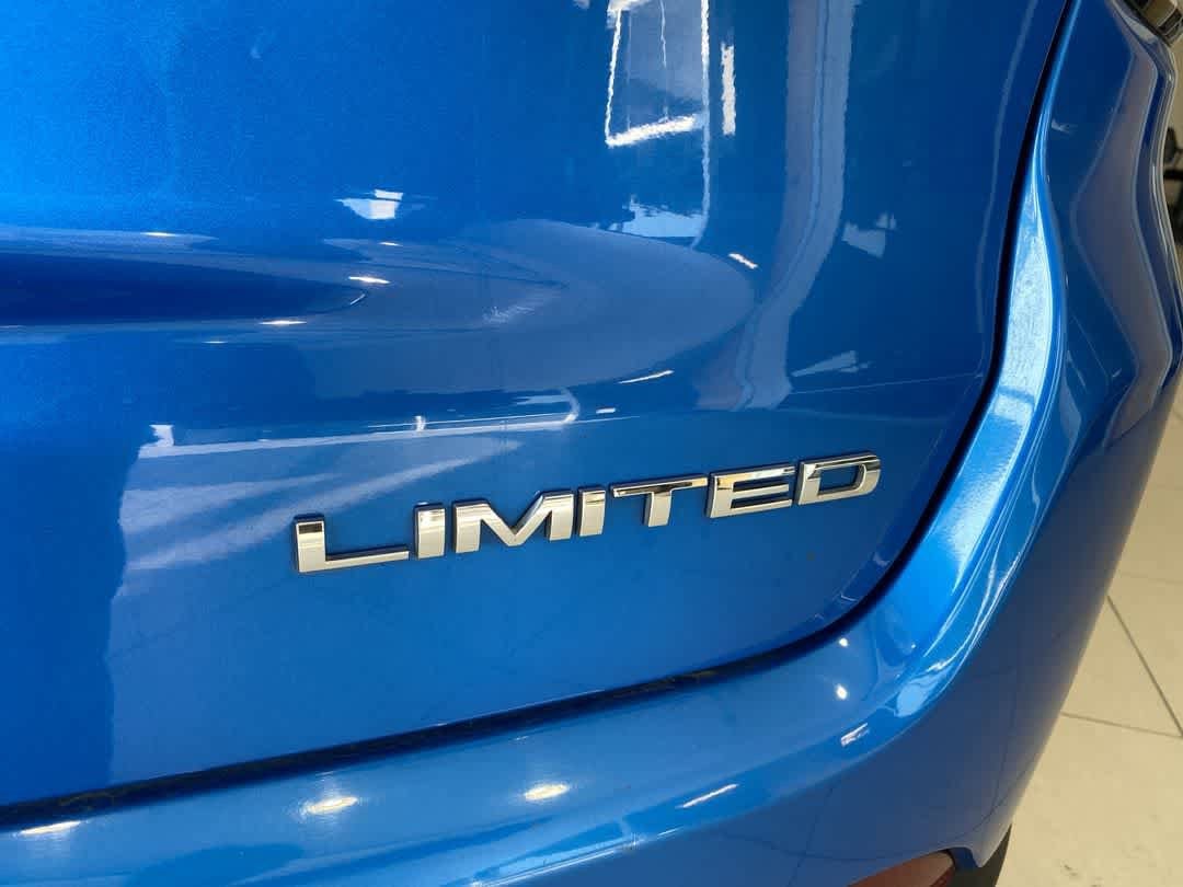 Thumbnail: 2023 Jeep Compass - 12