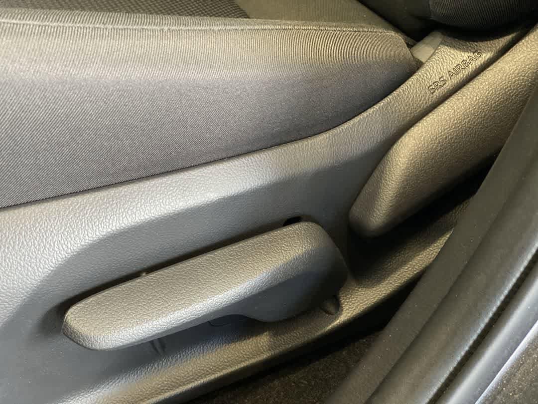 Thumbnail: 2024 Toyota RAV4 - 15