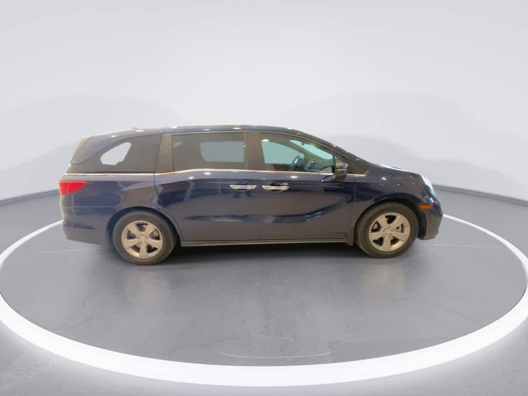 Thumbnail: 2018 Honda Odyssey - 9
