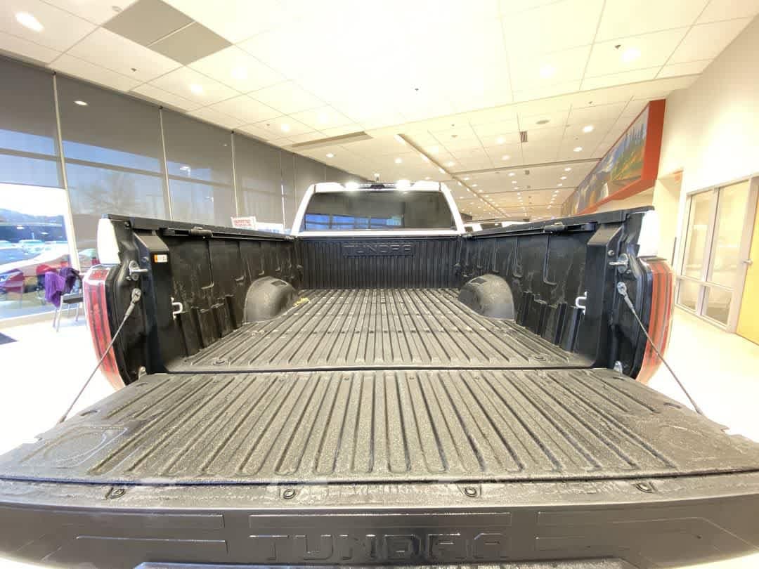 Thumbnail: 2025 Toyota Tundra - 24