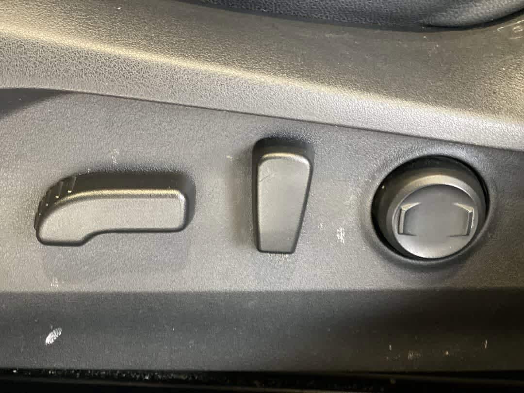 Thumbnail: 2023 Subaru Outback - 15