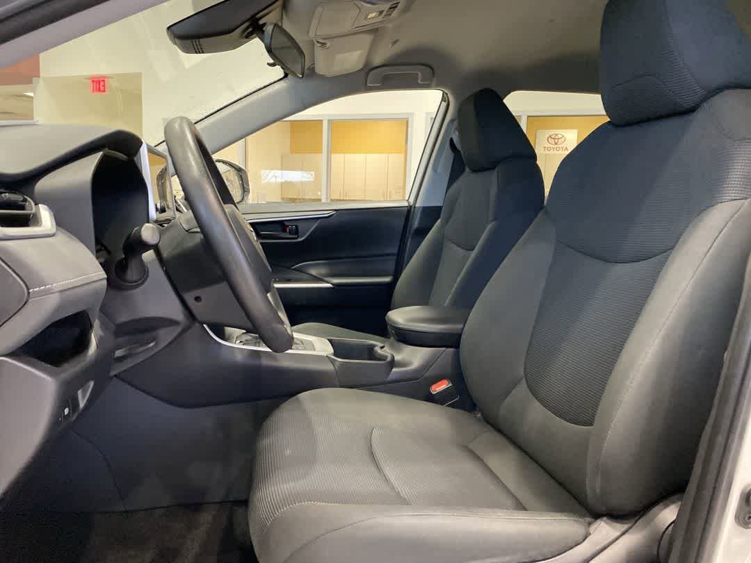 Thumbnail: 2024 Toyota RAV4 - 11