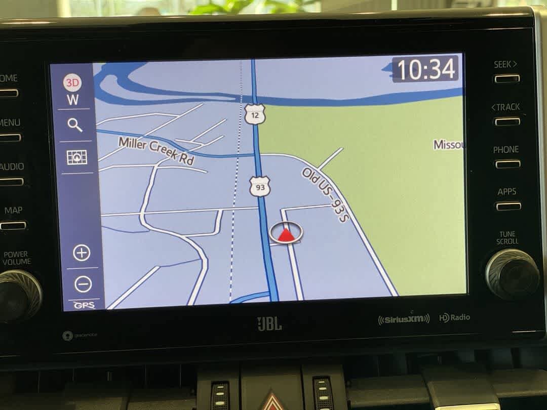 Thumbnail: 2022 Toyota RAV4 - 21