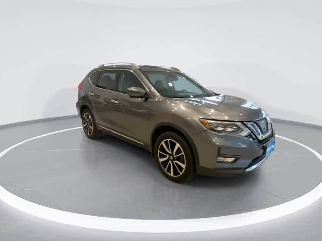 Thumbnail: 2017 Nissan Rogue - 2