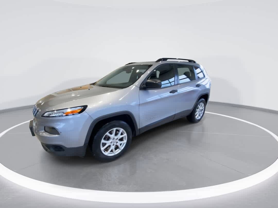 2015 Jeep Cherokee Sport photo 3