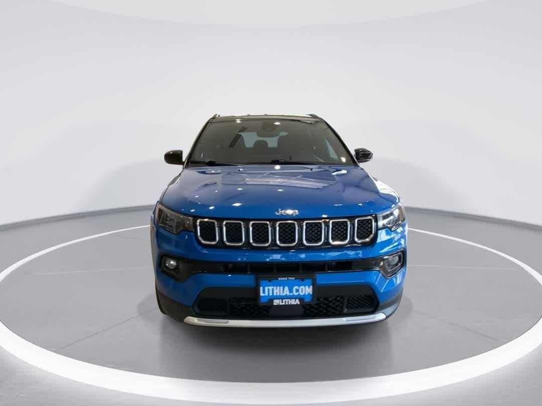 Thumbnail: 2023 Jeep Compass - 3