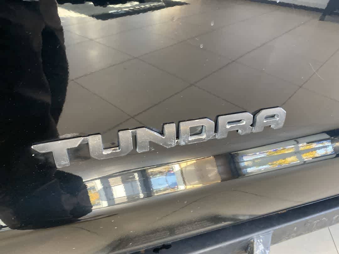 Thumbnail: 2018 Toyota Tundra - 10
