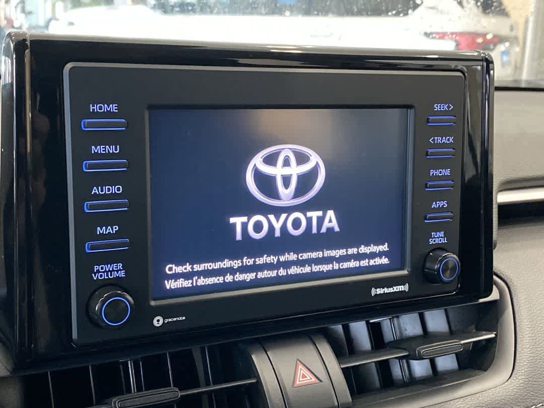 Thumbnail: 2021 Toyota RAV4 - 16