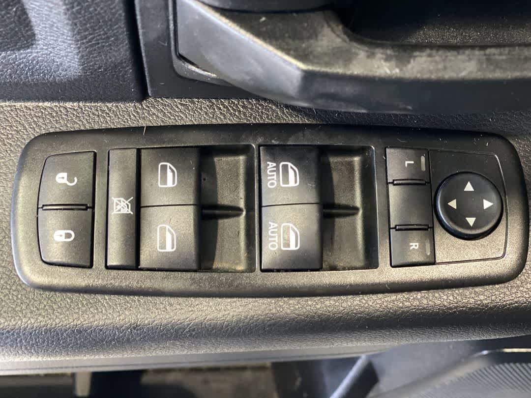 Thumbnail: 2015 RAM 1500 - 15