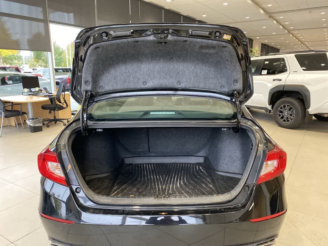 Thumbnail: 2019 Honda Accord - 24