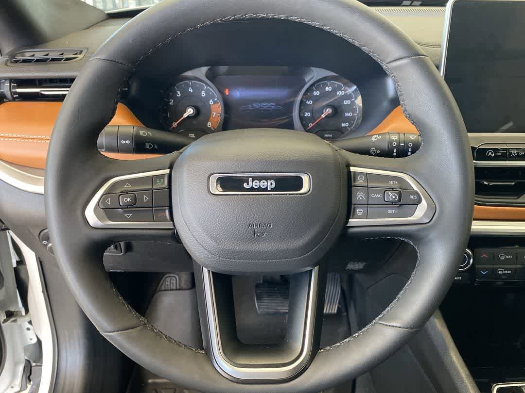 Thumbnail: 2025 Jeep Compass - 17