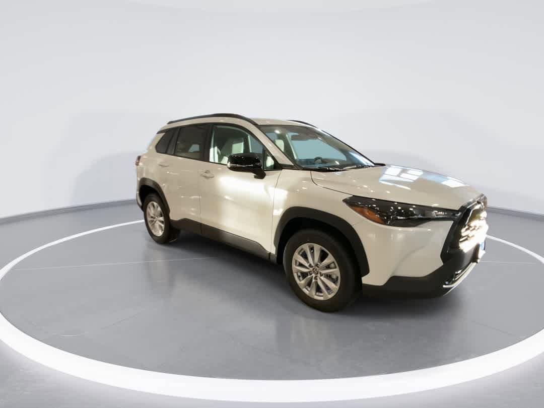 Thumbnail: 2026 Toyota Corolla Cross - 2