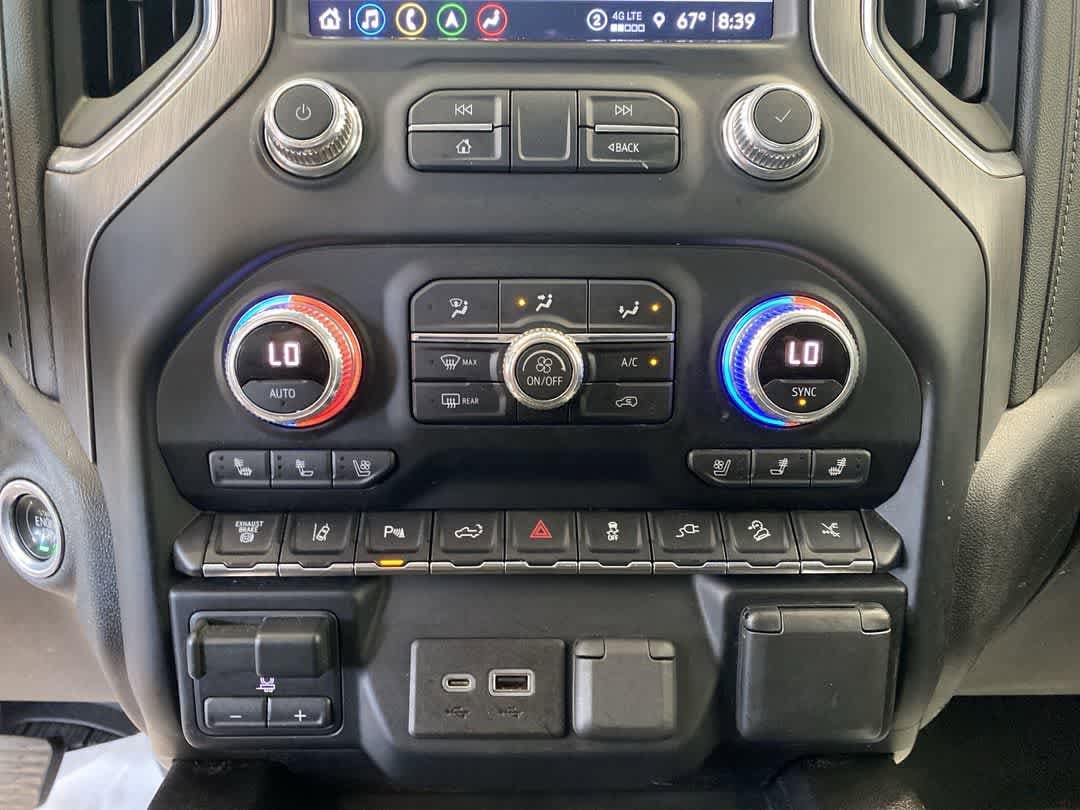 Thumbnail: 2021 GMC Sierra 3500 - 18