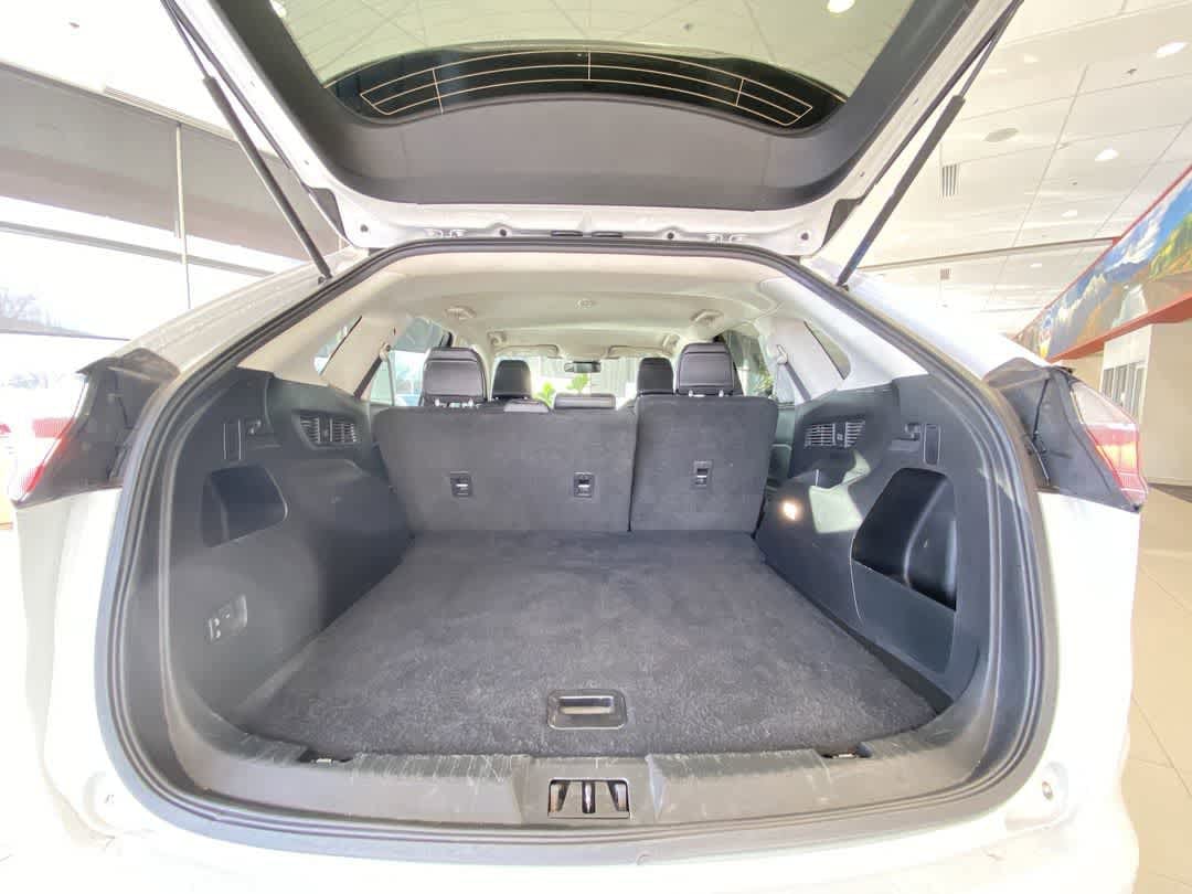 Thumbnail: 2024 Ford Edge - 25