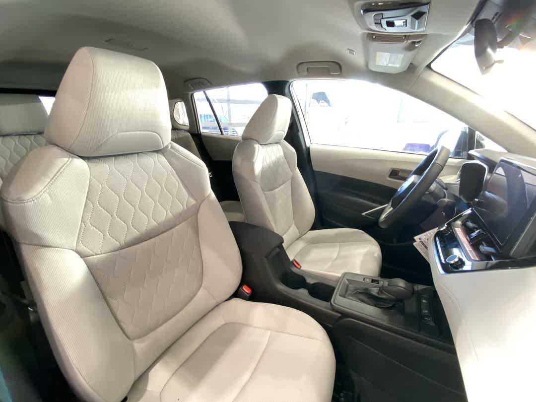 Thumbnail: 2026 Toyota Corolla Cross - 26