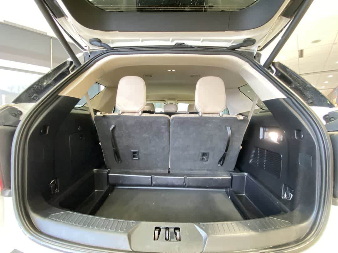 Thumbnail: 2020 Ford Explorer - 27