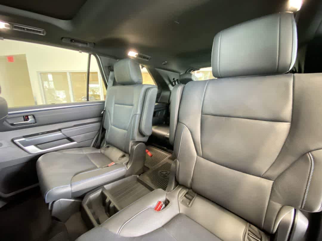 Thumbnail: 2024 Toyota Sequoia - 24