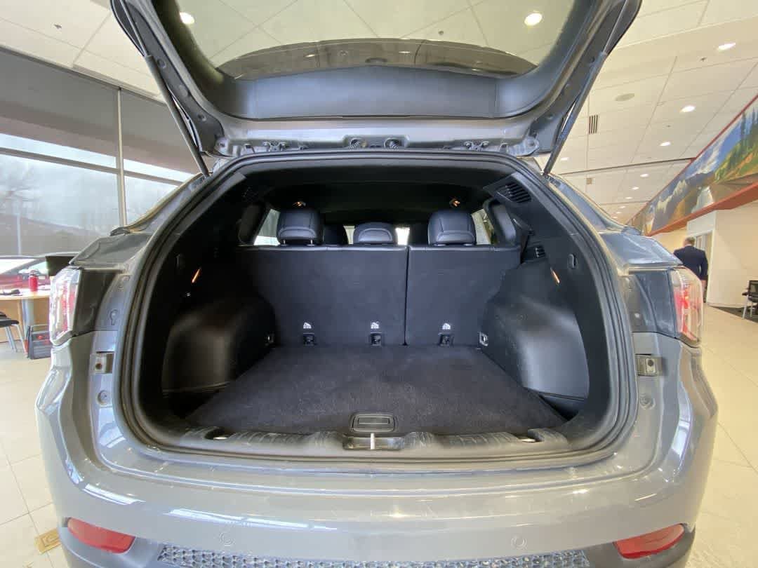 Thumbnail: 2023 Jeep Compass - 25