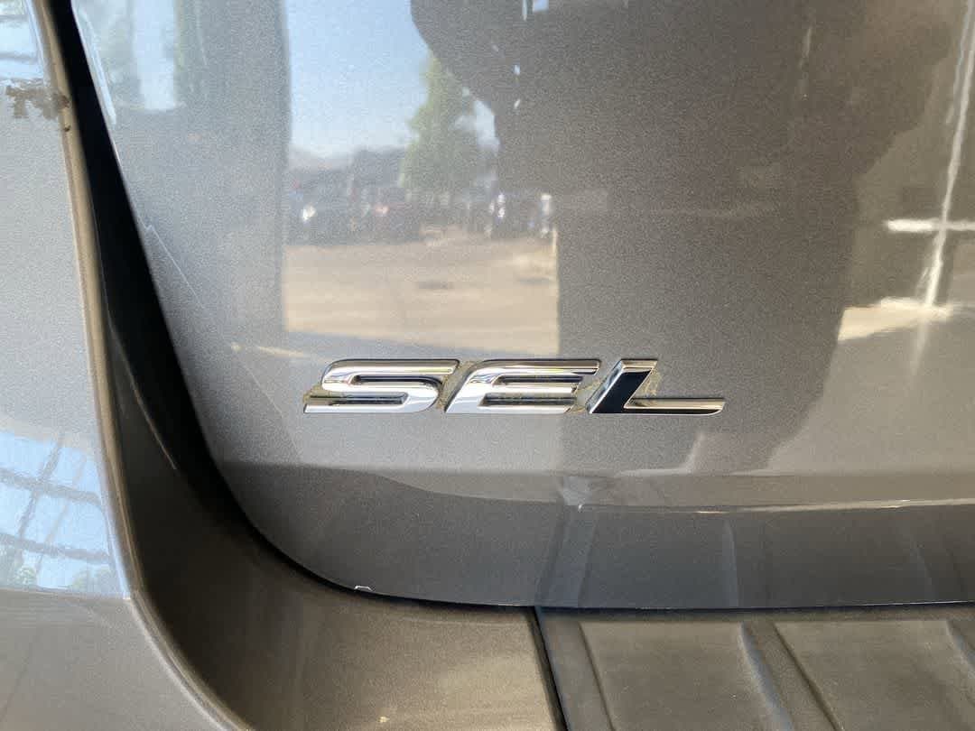 Thumbnail: 2023 Ford Explorer - 11