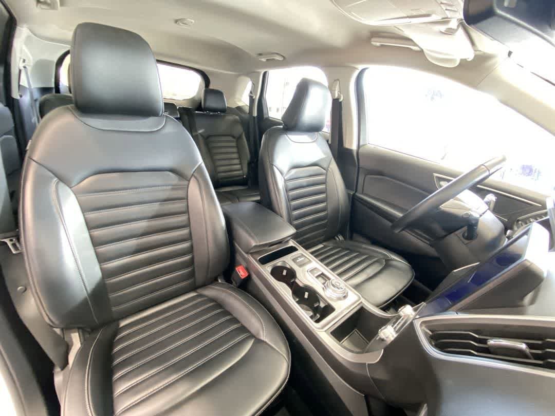 Thumbnail: 2024 Ford Edge - 26